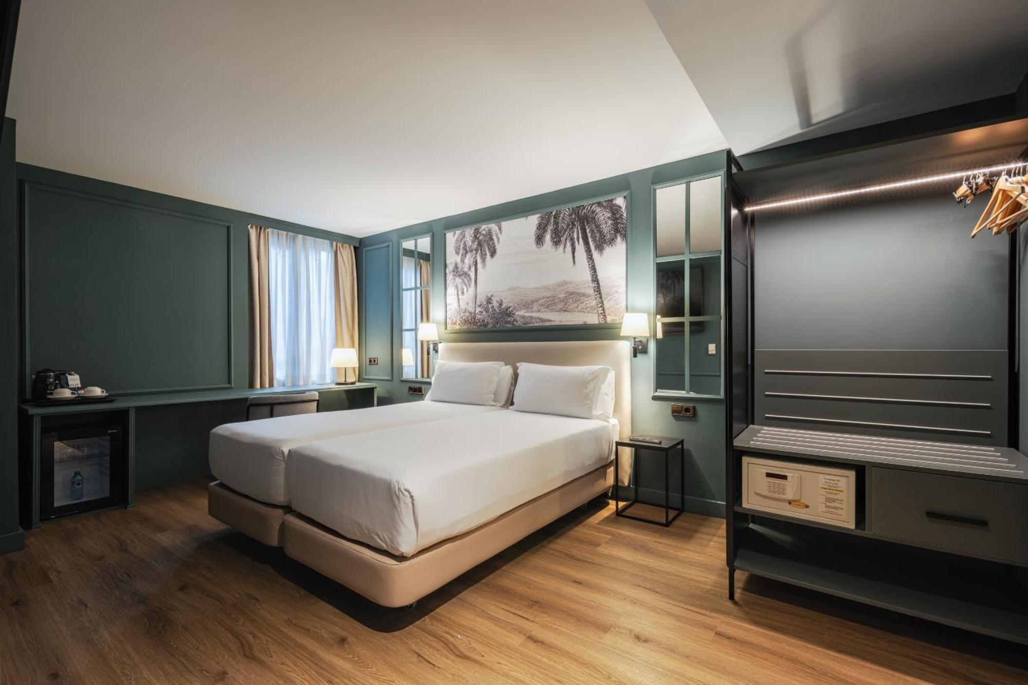 ซีเนเตอร์ คาสเตยานา Hotel มาดริด ภายนอก รูปภาพ